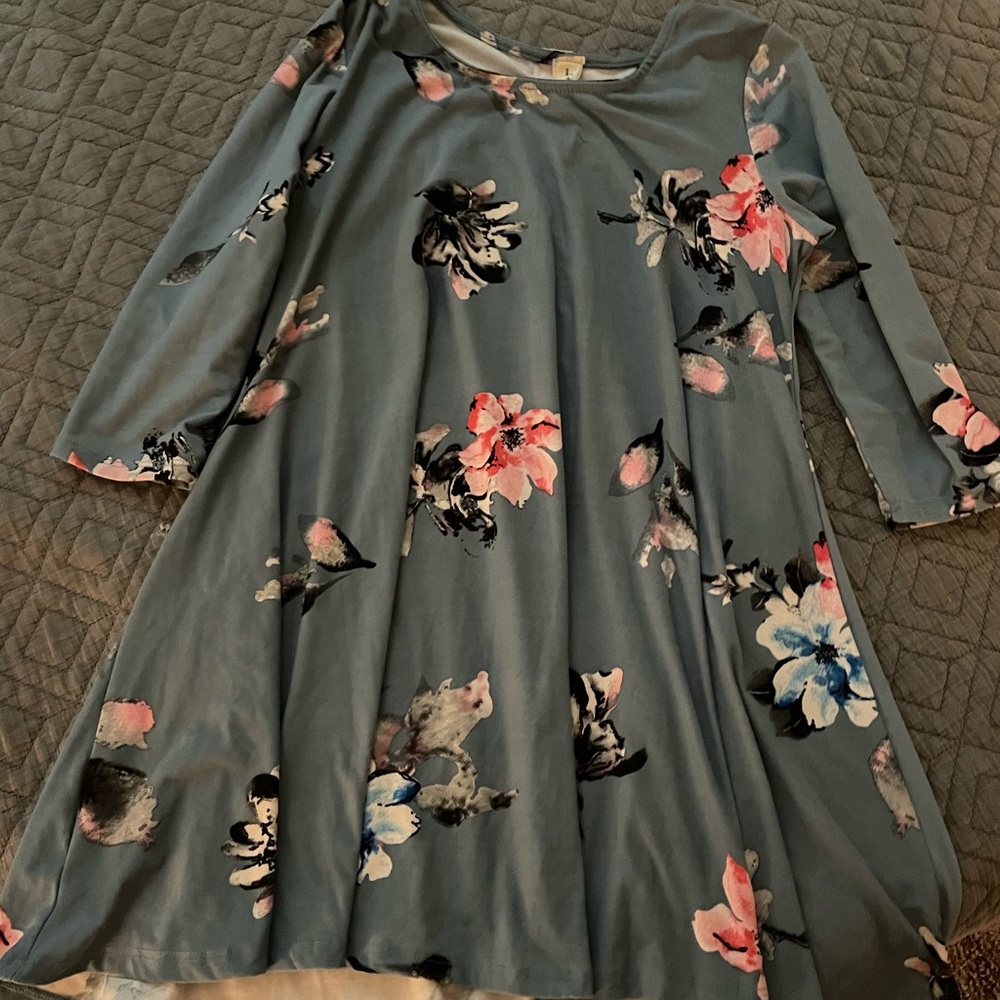 Spring tunic (can be maternity)